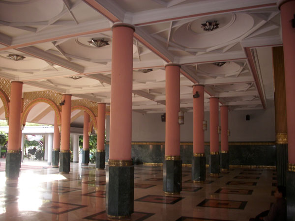 Adab-Adab di dalam Masjid